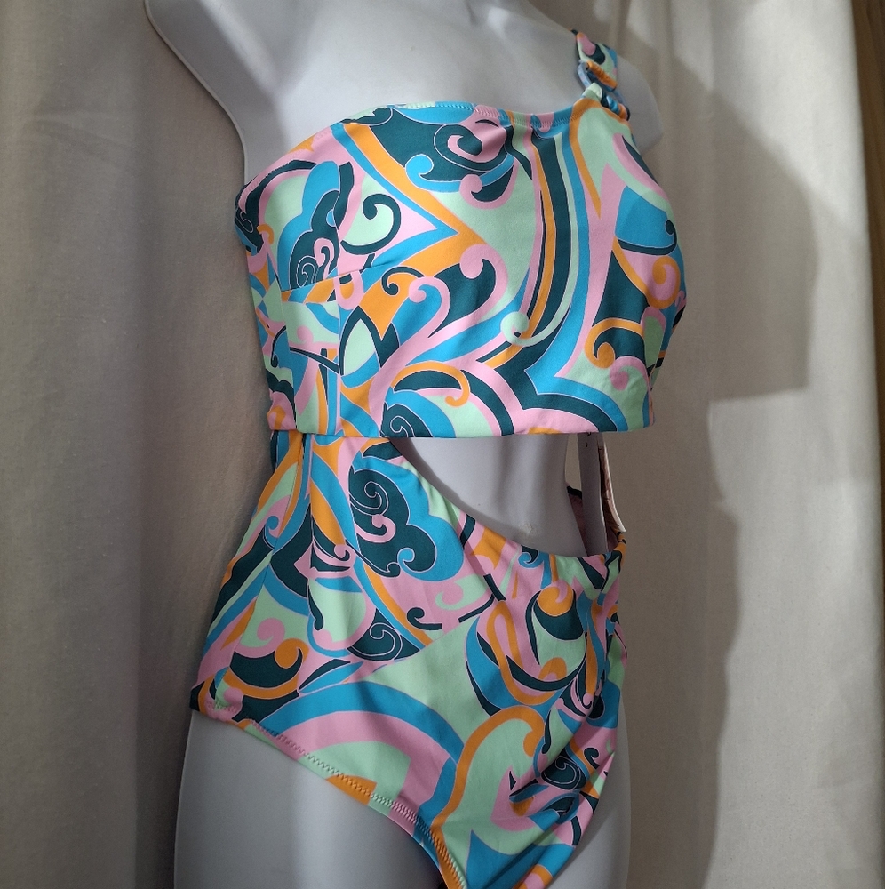 Jessica Simpson Vibrant Pink and Orange One Piece Swimsuit